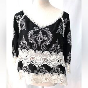 VENUS Black and White Lace Women's Top